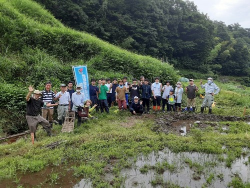９　現地保全に　保全機構の援助を得て